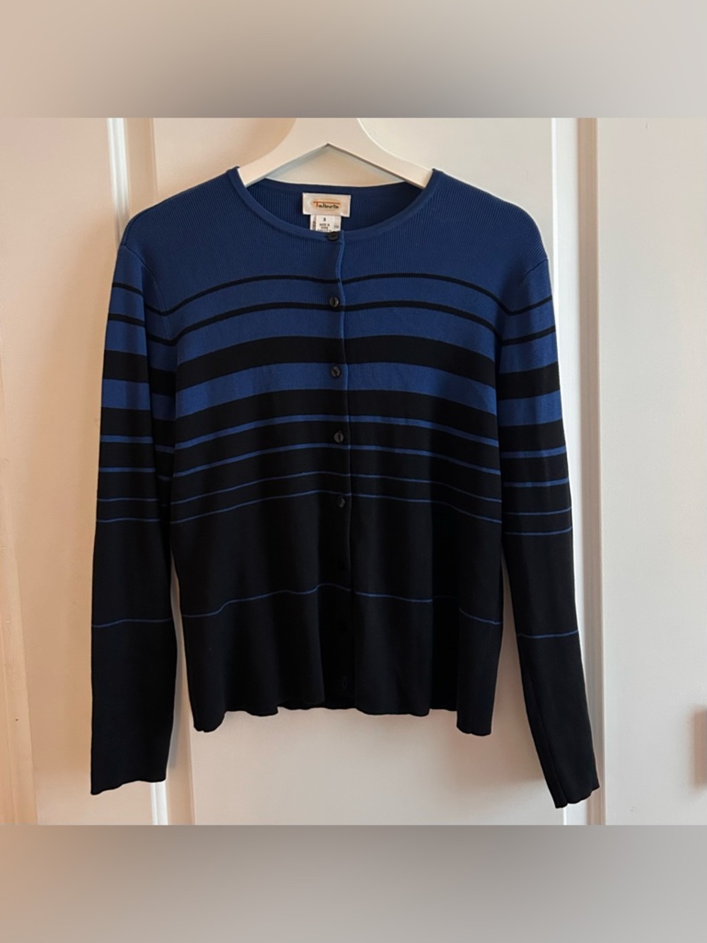Talbots cardigan - Picture 2 of 4